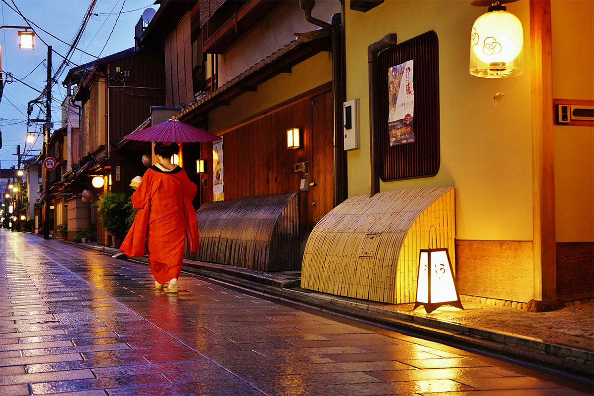 【京都 旅行 観光 情報】現地スタッフが地元京都から配信 ～撮影スポットやグルメ情報も～